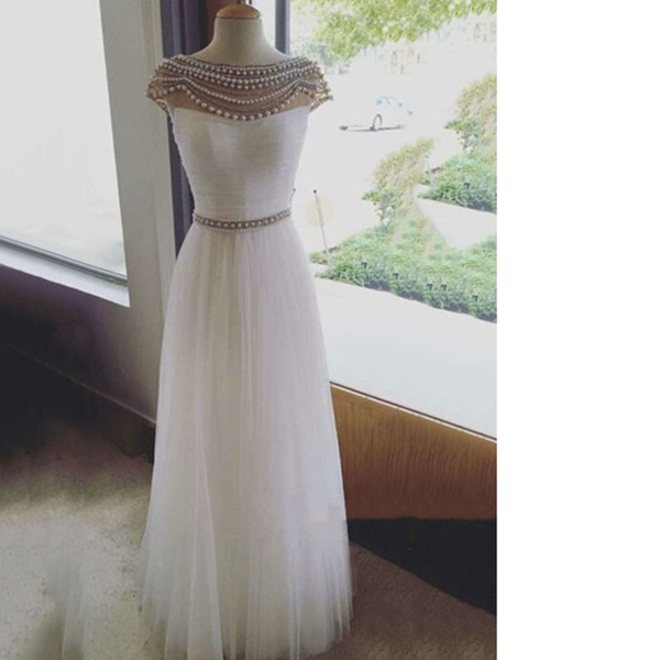 White Online A-line Scoop Neck Tulle Floor-length Pearl Detailing Backless Long Prom Dresses