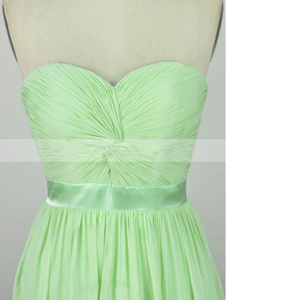 Green A-line Sweetheart Chiffon Floor-length Criss Cross Sashes/ribbons Long Prom Dresses
