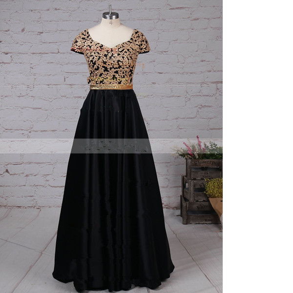 Princess V-neck Satin Floor-length Appliques Lace Black Long Prom Dresses